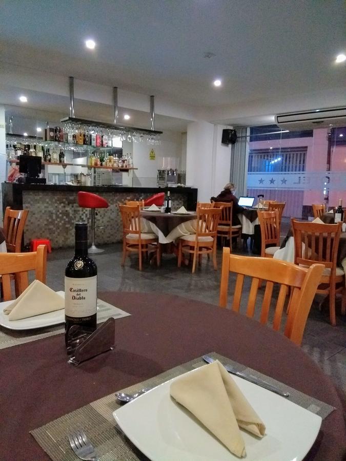 Libertad Hotel Trujillo Luaran gambar